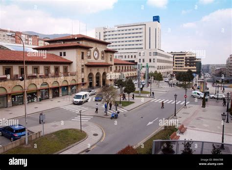 Oviedo railway station